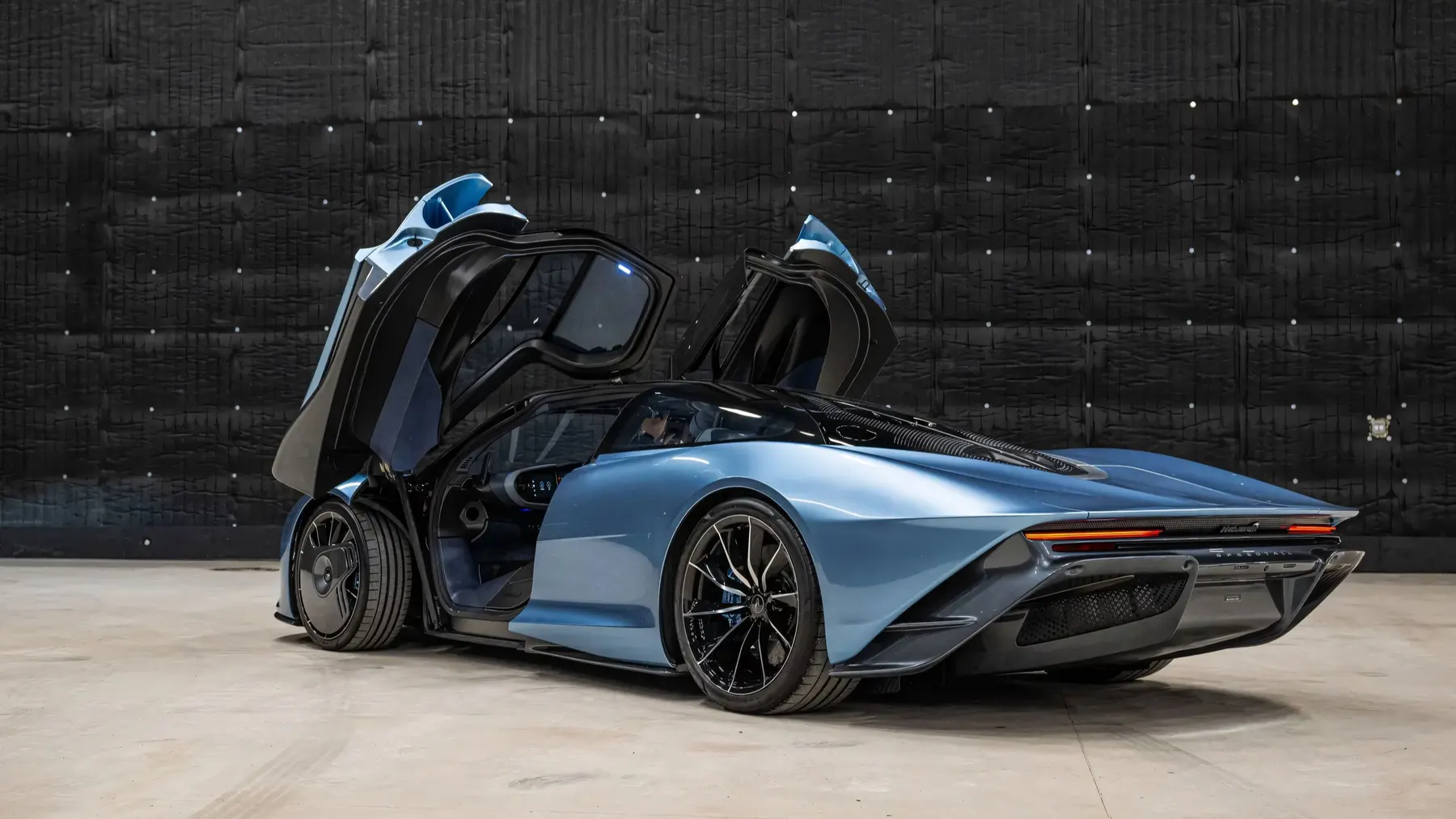 2020 McLaren Speedtail - photo 5