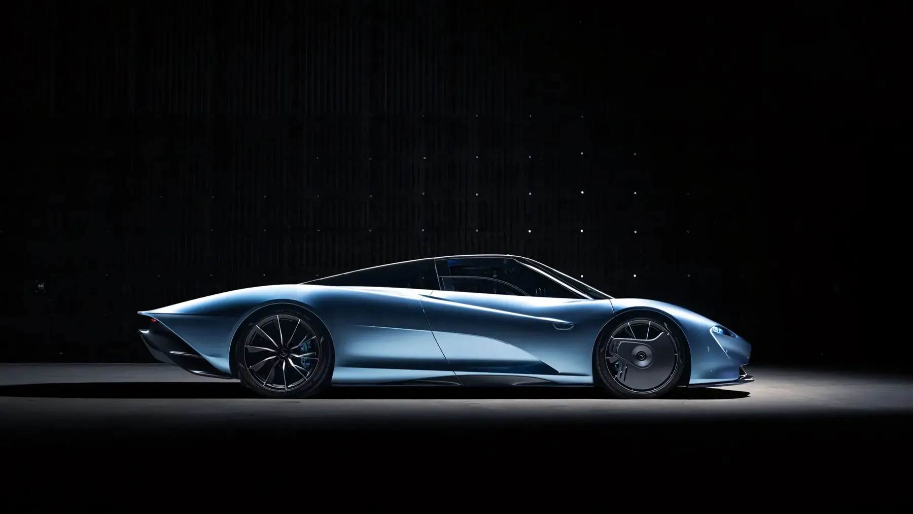 2020 McLaren Speedtail - photo 4