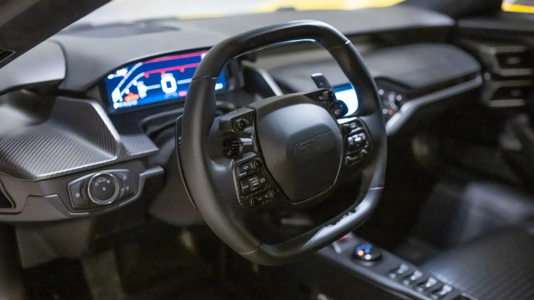 2021 Ford GT Carbon Series - photo 2
