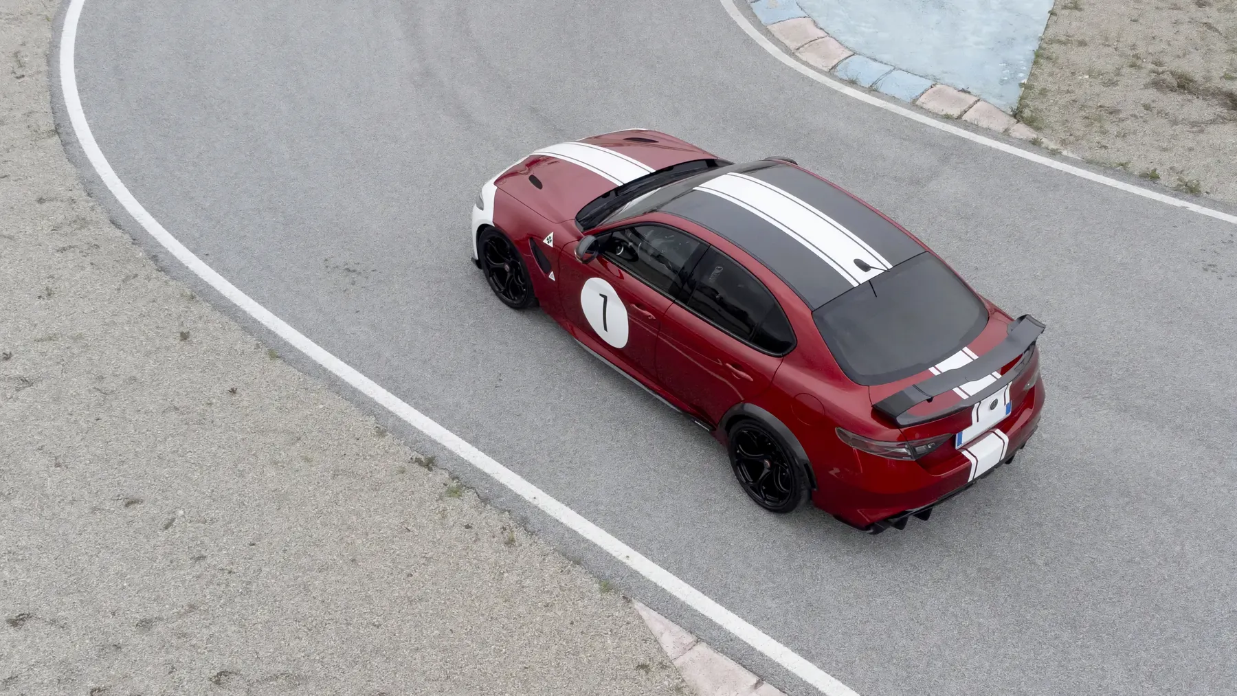 2022 Alfa Romeo Giulia GTAm - photo 8