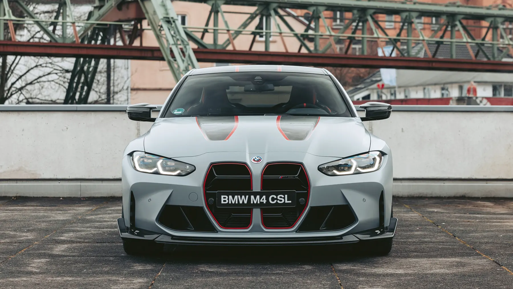 2022 BMW M4 CSL - photo 4