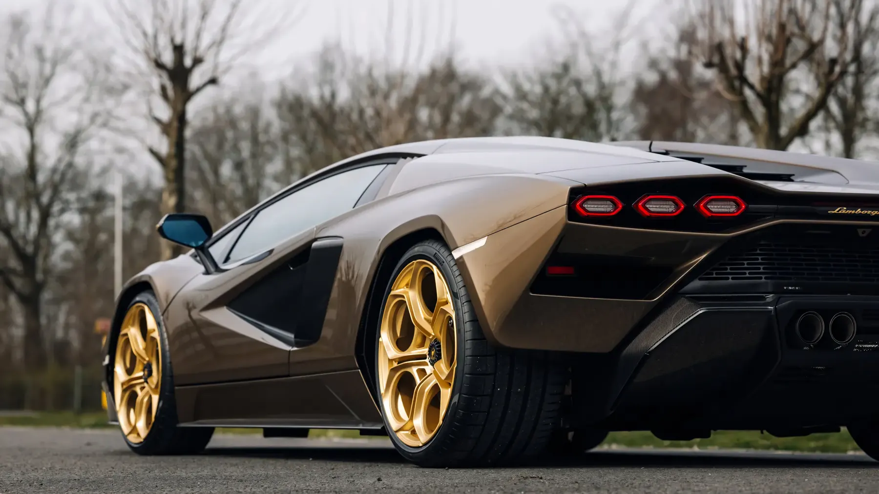 2022 Lamborghini Countach LPI 800-4 - photo 12