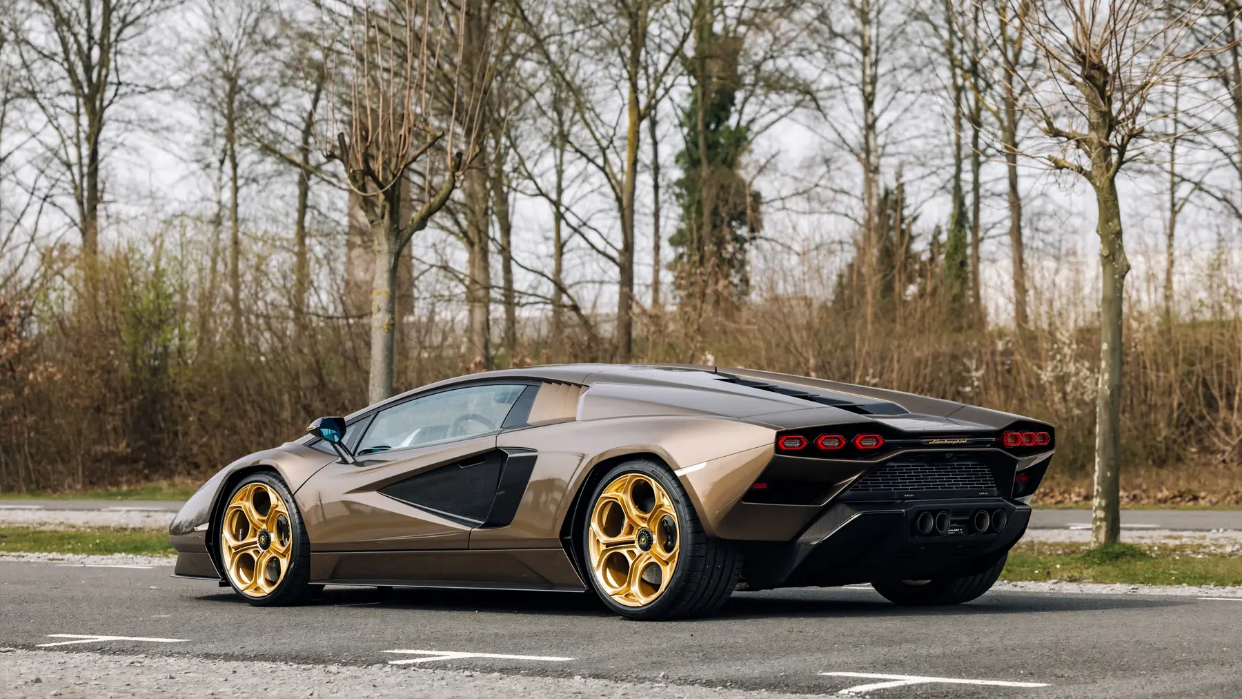 2022 Lamborghini Countach LPI 800-4 - photo 7