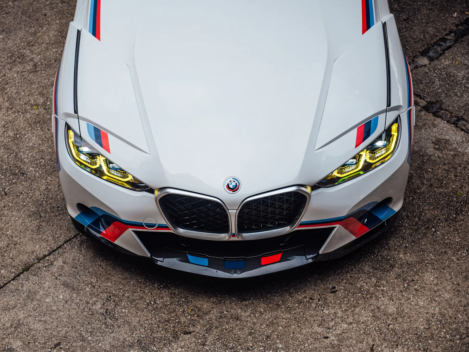 2023 BMW 3.0 CSL - photo 2